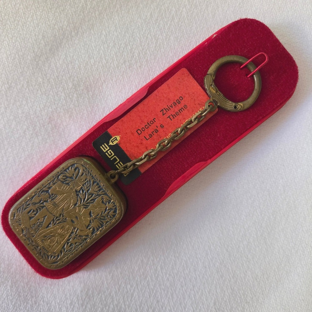 Reuge Musical Keychain Excellent Doctor Zhivago Laras Theme Vintage Swiss Made